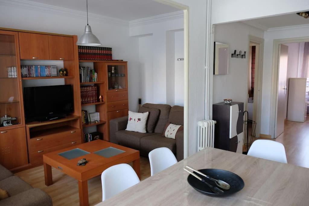 Apartamento “Las Calmas” En Huesca Kültér fotó